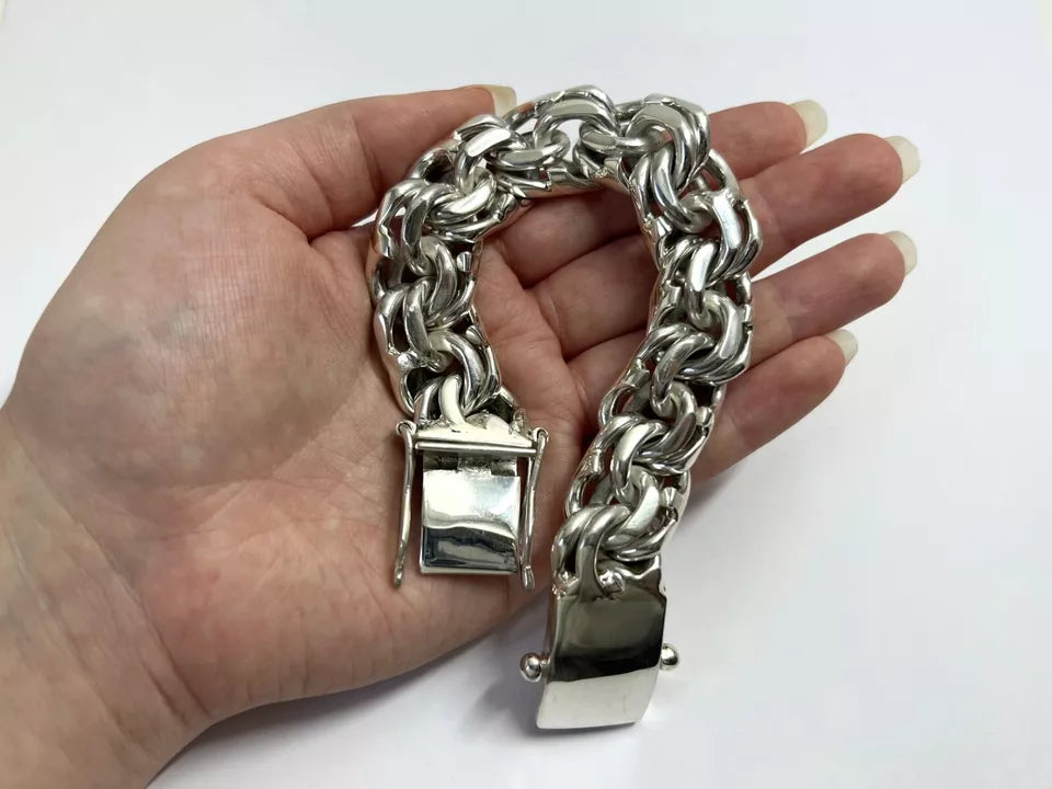 Heavy Taxco Mexican 925 Sterling Silver Garibaldi Chain Bracelet. 7", 193 grams