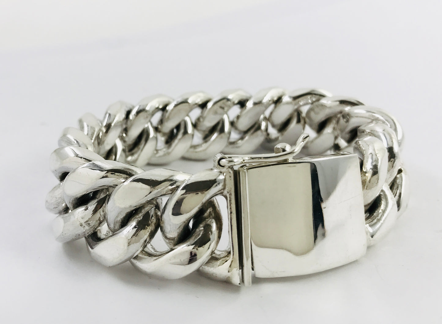 Very Heavy Taxco Mexico 925 Sterling Silver Curb Chain Bracelet. 7.9", 280 grams