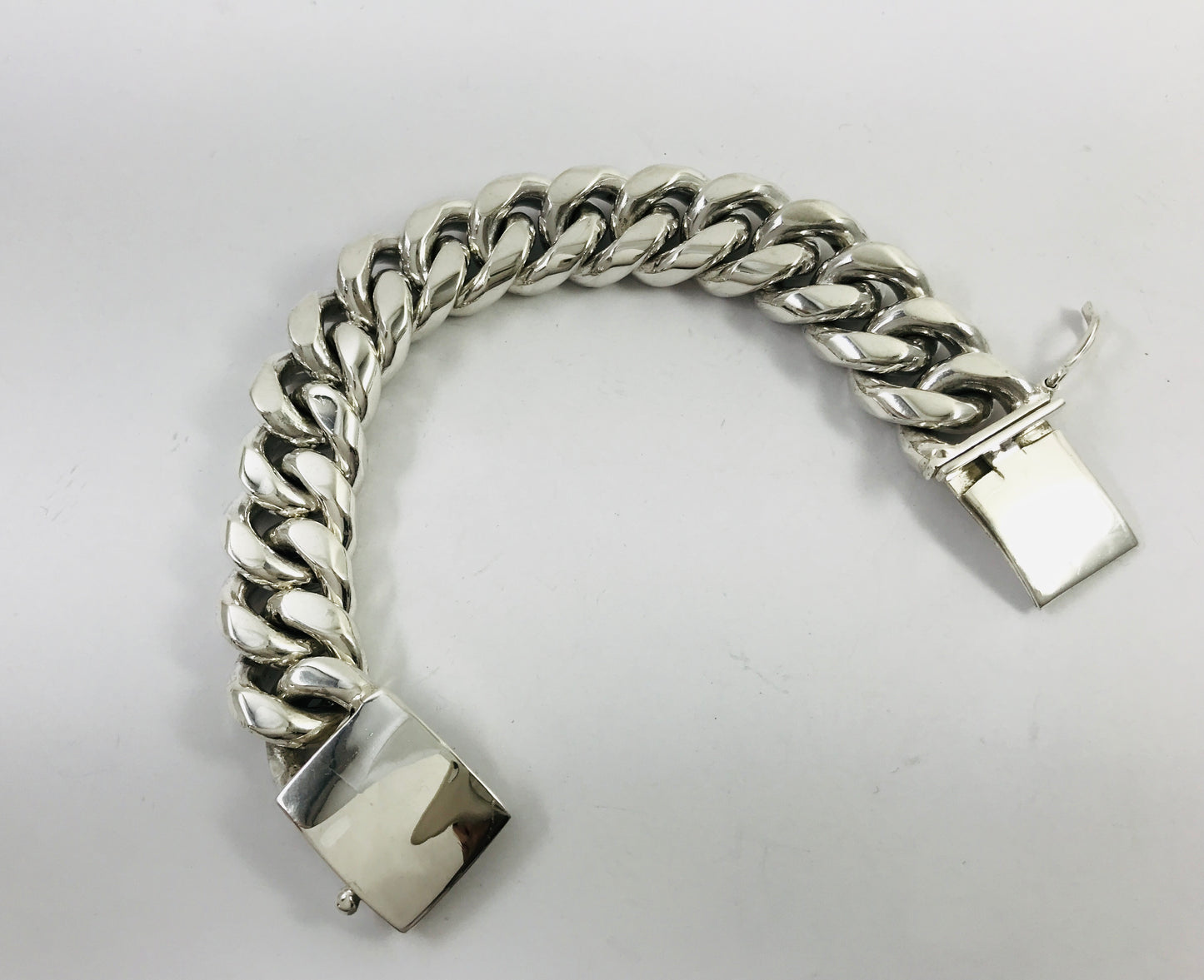 Very Heavy Taxco Mexico 925 Sterling Silver Curb Chain Bracelet. 7.9", 280 grams