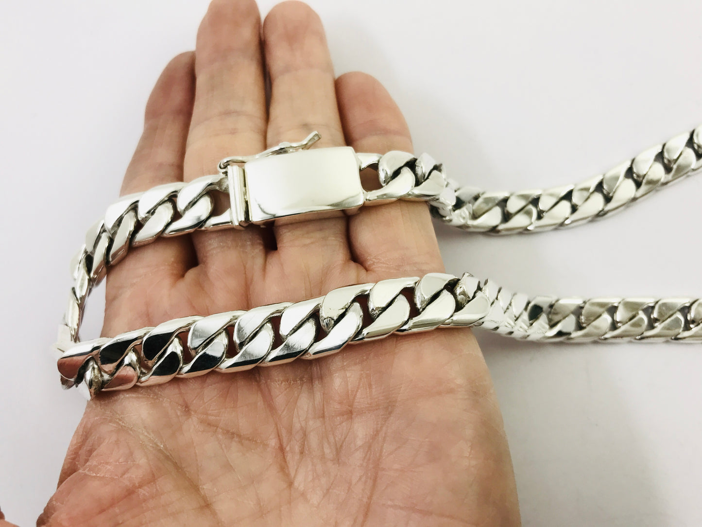Heavy Taxco Mexican 925 Sterling Silver Curb Chain Necklace. 24", 152 grams