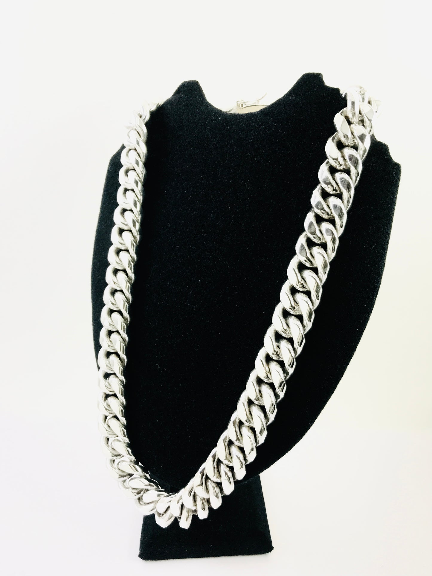 Magnificent Taxco, Mexican 925 Sterling Silver Curb Chain Necklace. 865 g, 27.5"