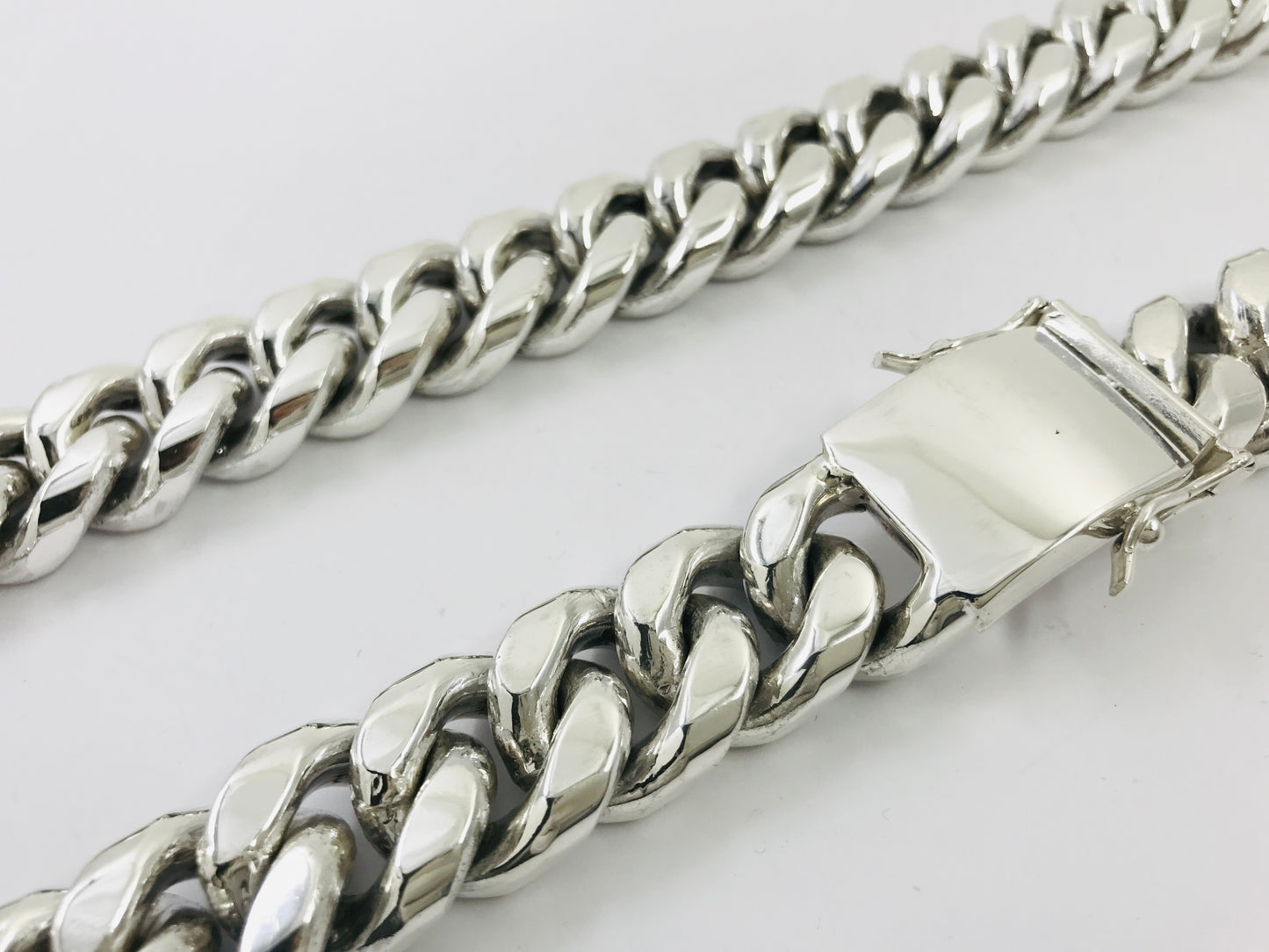 Magnificent Taxco, Mexican 925 Sterling Silver Curb Chain Necklace. 865 g, 27.5"
