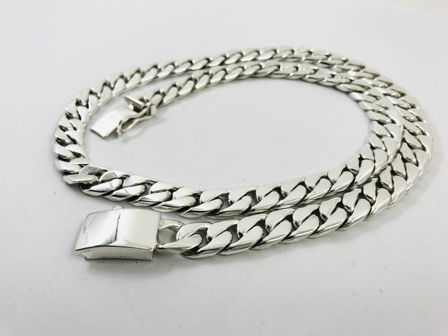 Heavy Taxco Mexican 925 Sterling Silver Cuban/Curb Chain Necklace. 24" 61cm, 152 grams