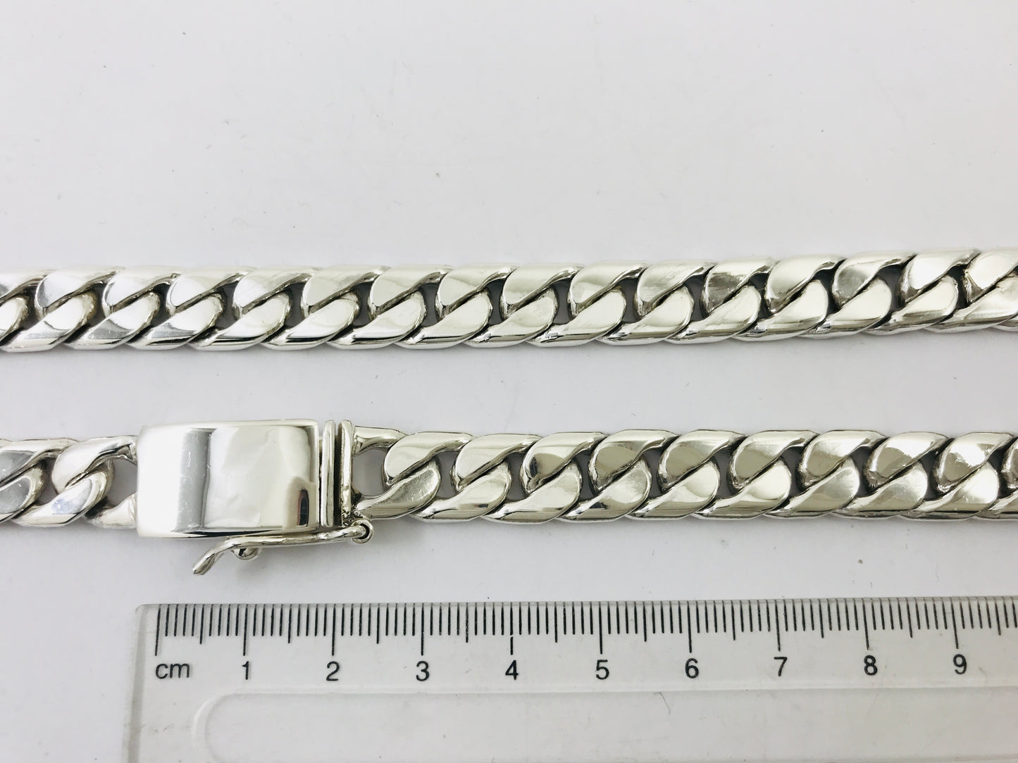 Heavy Taxco Mexican 925 Sterling Silver Cuban/Curb Chain Necklace. 24" 61cm, 152 grams