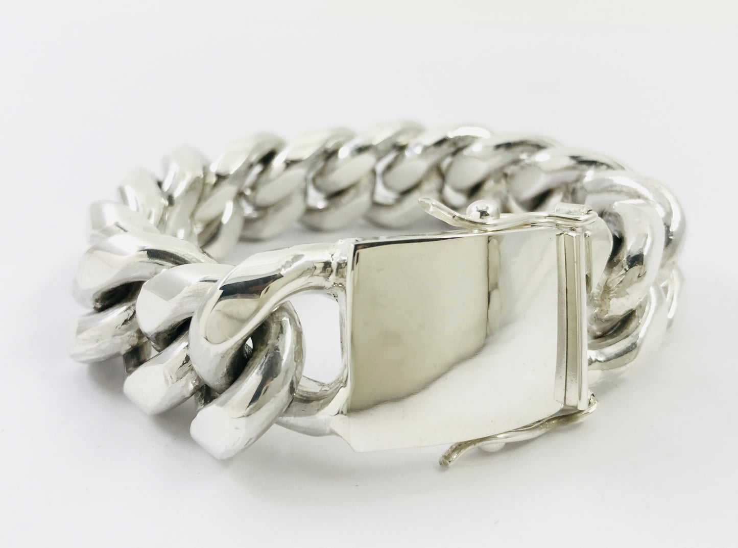 Very Heavy Taxco Mexico 925 Sterling Silver Curb Chain Bracelet. 7.3", 260grams