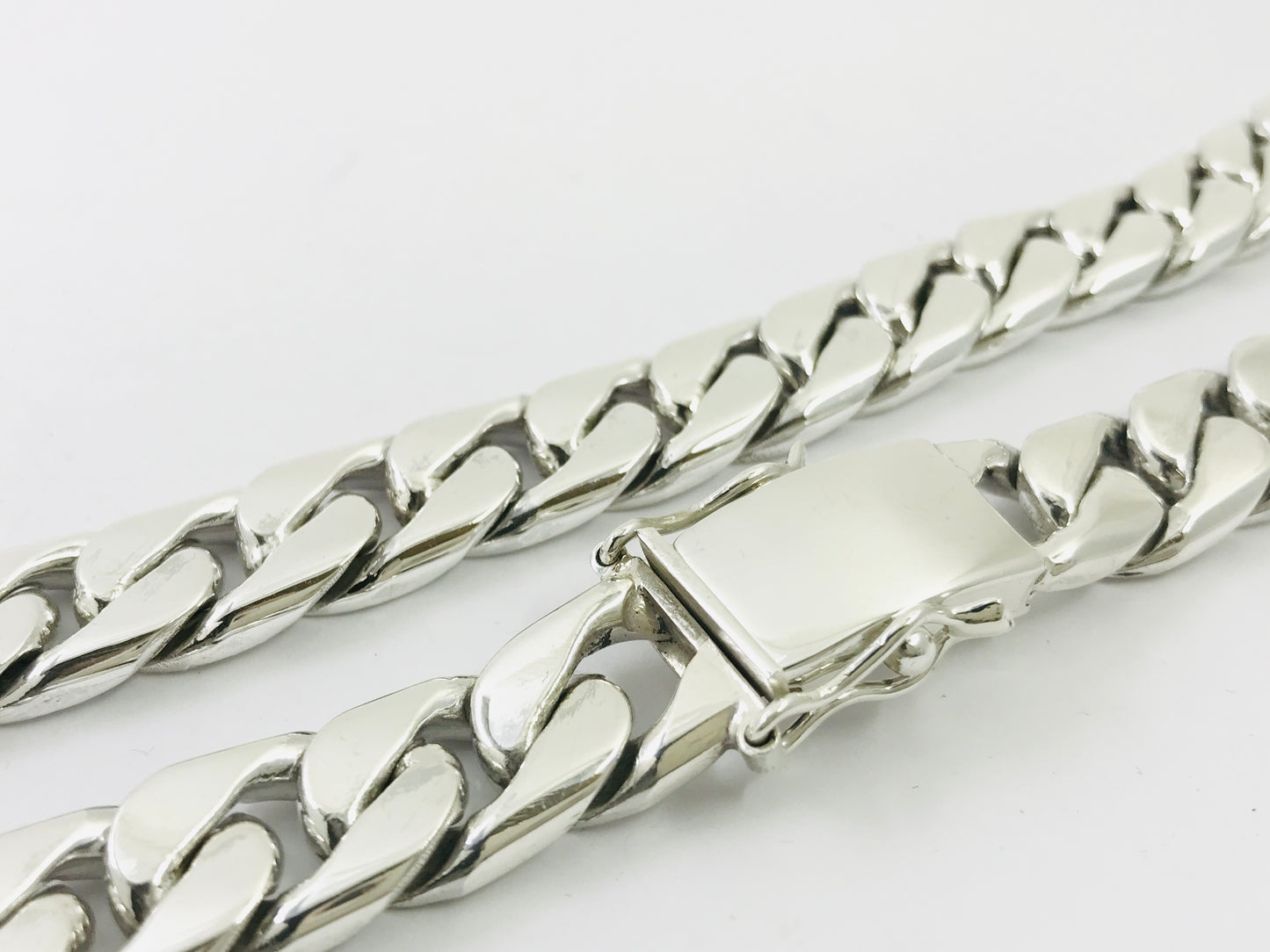 Heavy Long Taxco, Mexican 925 Sterling Silver Curb Chain Necklace. 311 g, 25.75"