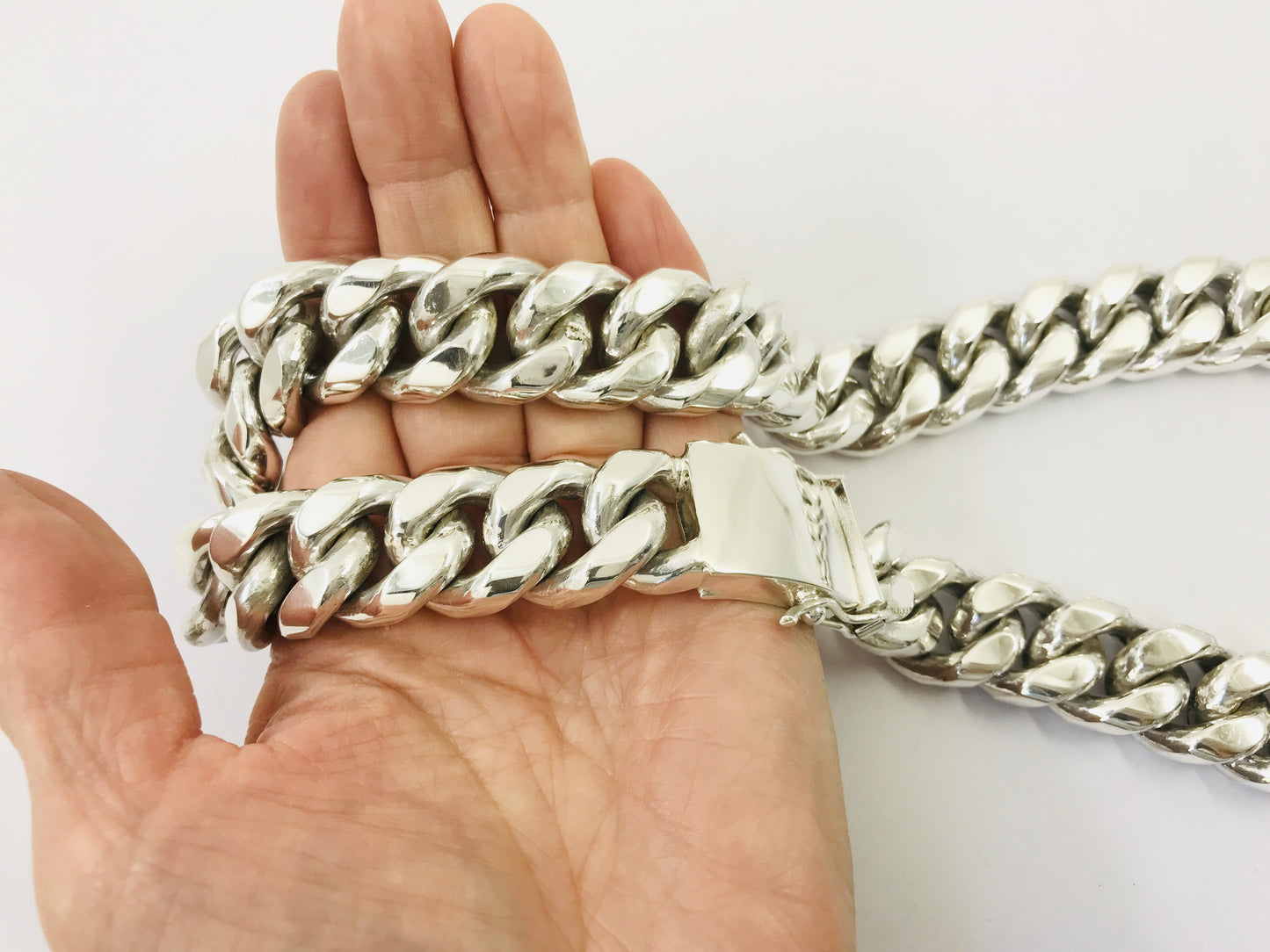 Magnificent Taxco, Mexican 925 Sterling Silver Curb Chain Necklace. 739 g, 23.5"