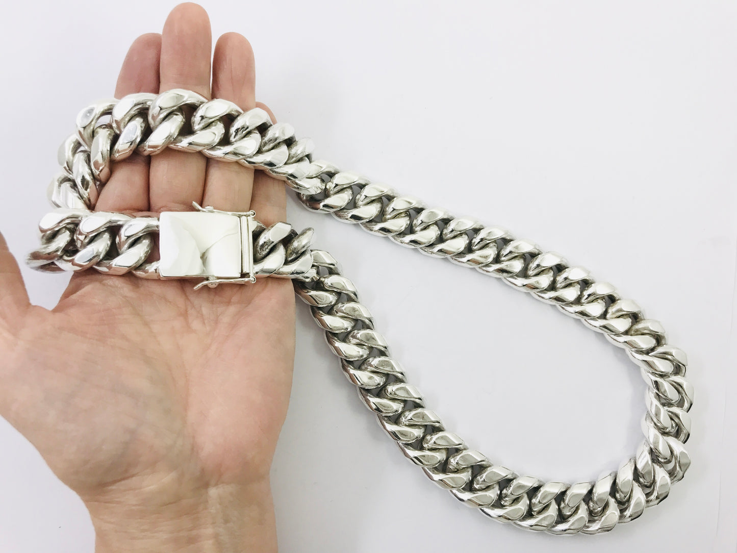 Magnificent Taxco, Mexican 925 Sterling Silver Curb Chain Necklace. 794 g, 25.5"