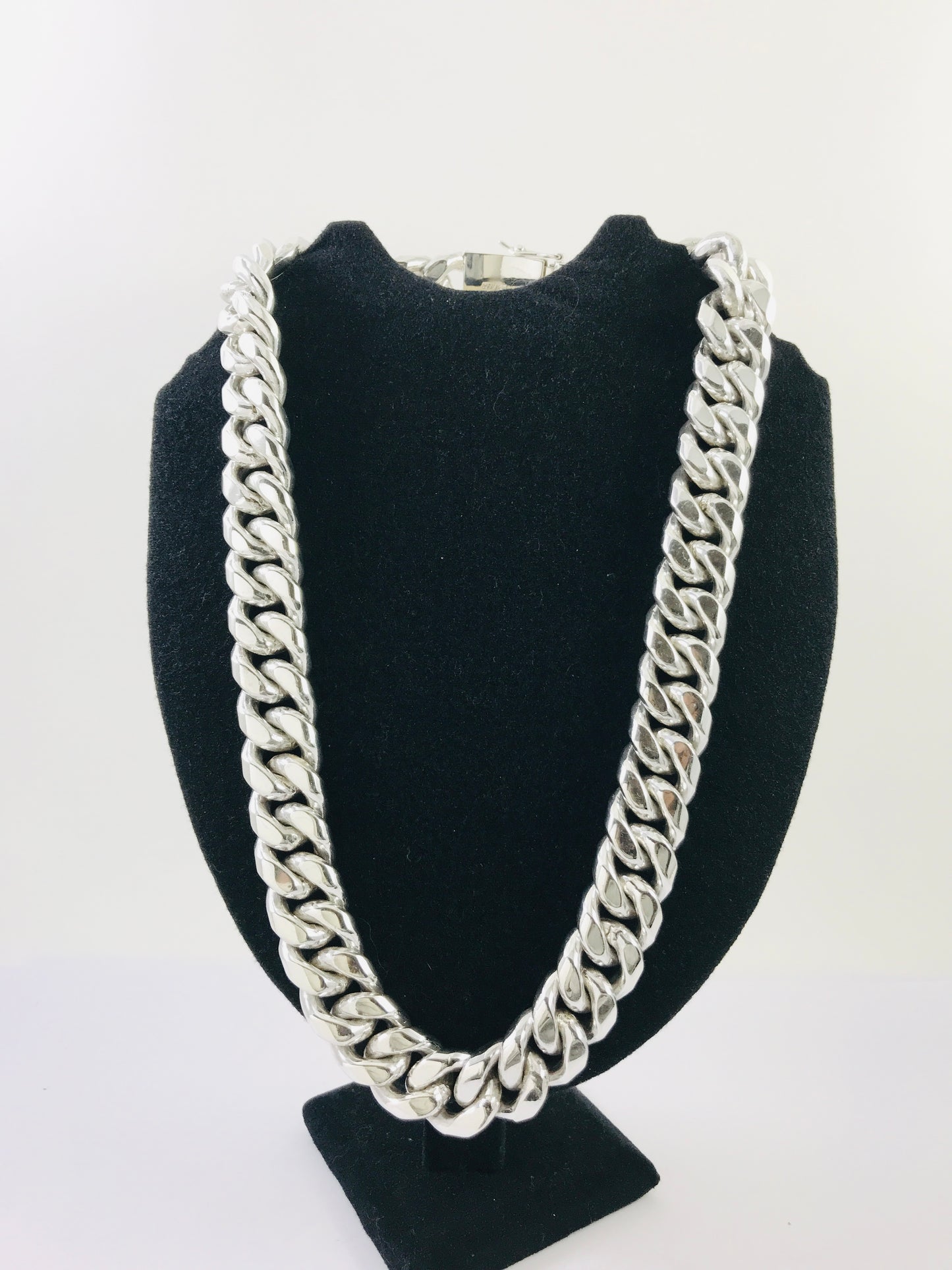 Magnificent Taxco, Mexican 925 Sterling Silver Curb Chain Necklace. 794 g, 25.5"