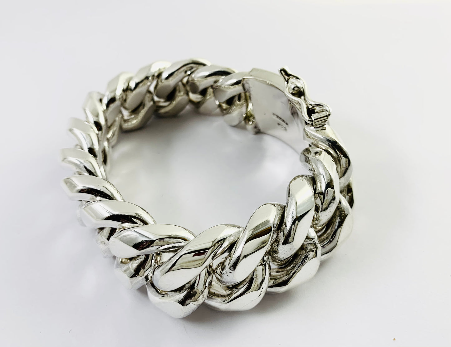 Very Heavy Taxco Mexico 925 Sterling Silver Curb Chain Bracelet. 8.3", 352 grams