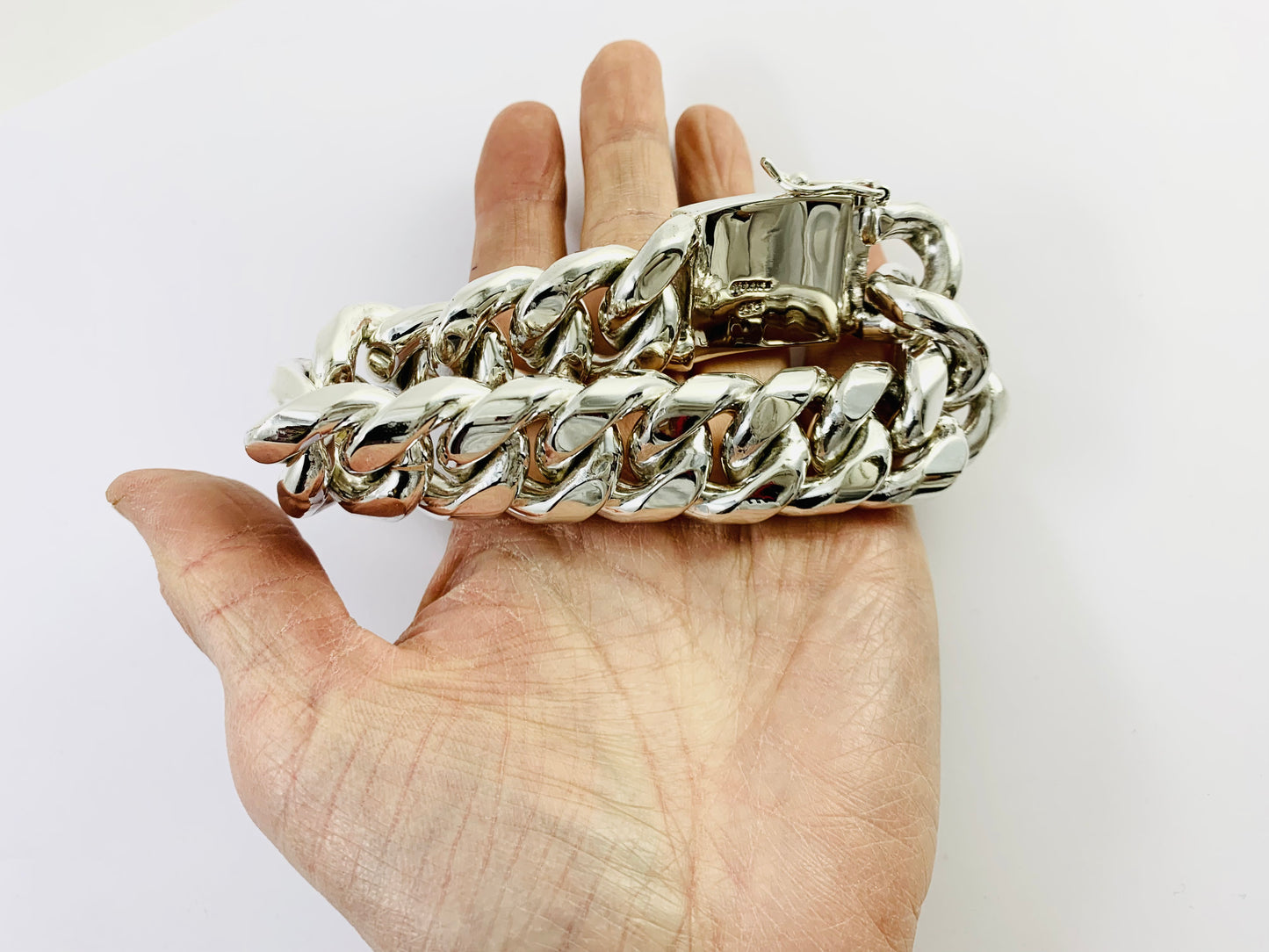 Very Heavy Taxco Mexico 925 Sterling Silver Curb Chain Bracelet. 8.3", 352 grams