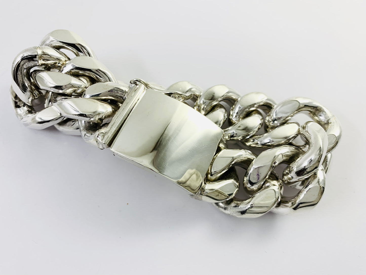 Very Heavy Taxco Mexico 925 Sterling Silver Curb Chain Bracelet. 8.3", 352 grams