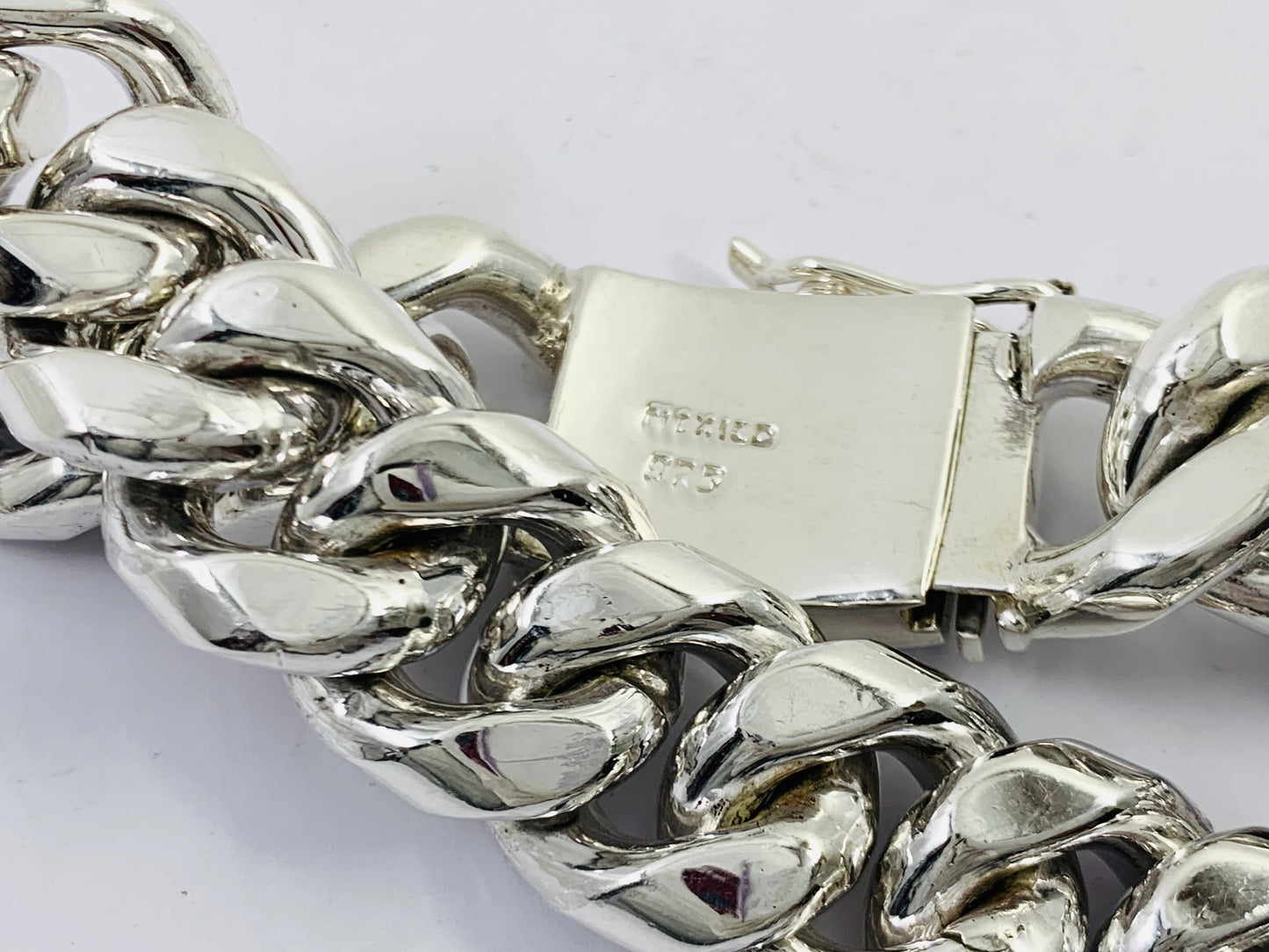 Very Heavy Taxco Mexico 925 Sterling Silver Curb Chain Bracelet. 8.7", 241 grams