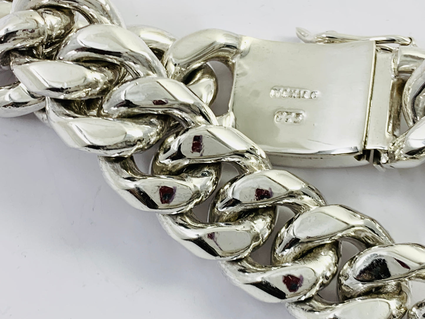 Very Heavy Taxco Mexico 925 Sterling Silver Curb Chain Bracelet. 8.5", 240 grams