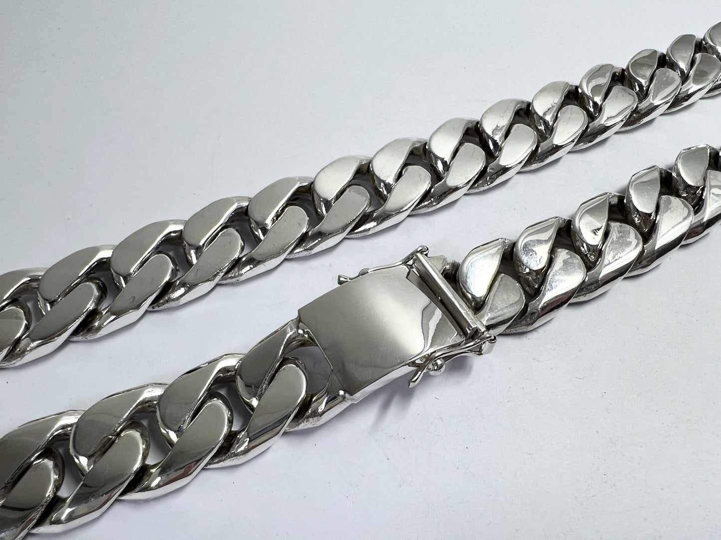 Long Heavy Taxco, Mexican 925 Sterling Silver Curb Chain Necklace. 694g, 28"