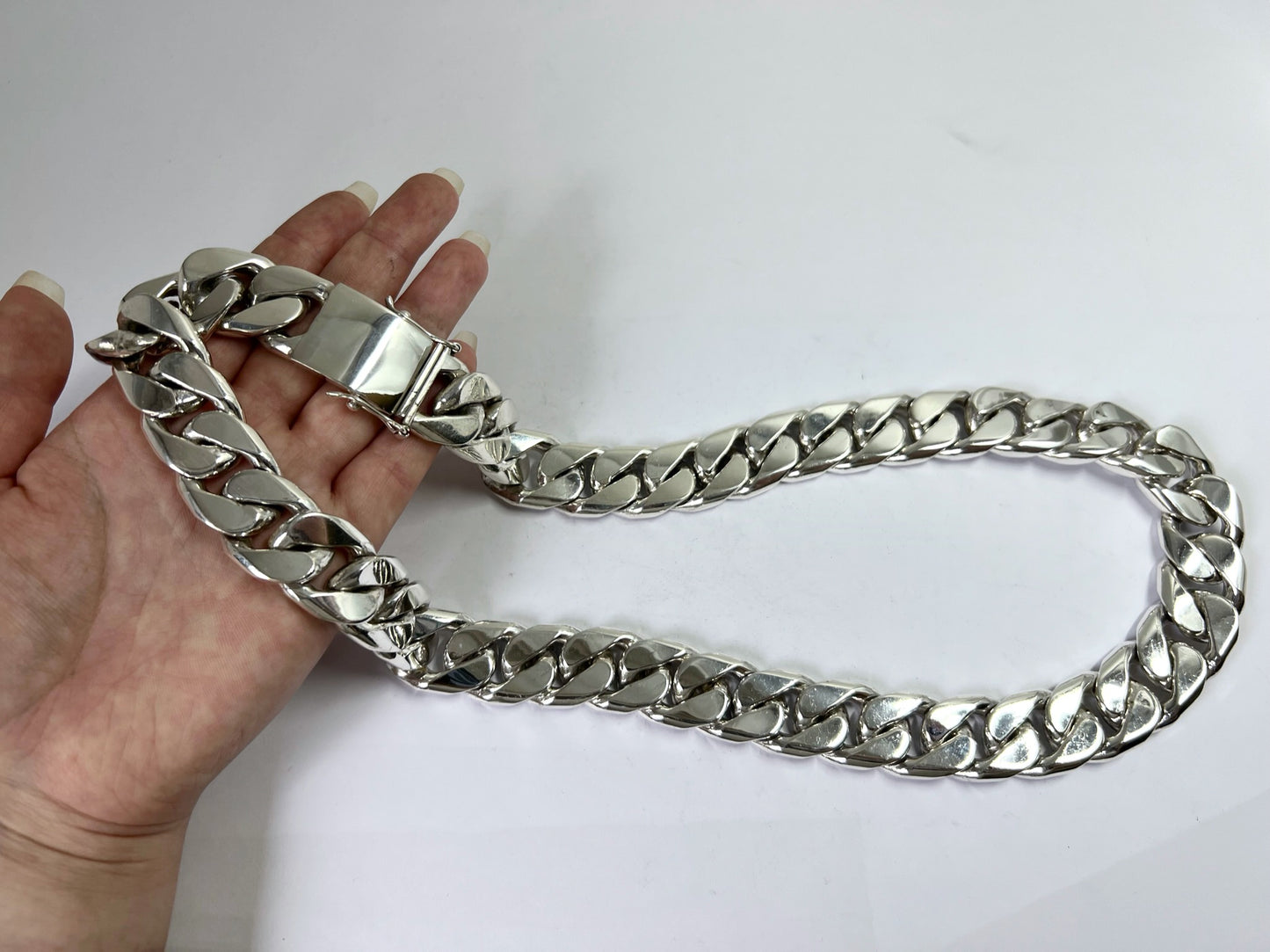 Long Heavy Taxco, Mexican 925 Sterling Silver Curb Chain Necklace. 694g, 28"