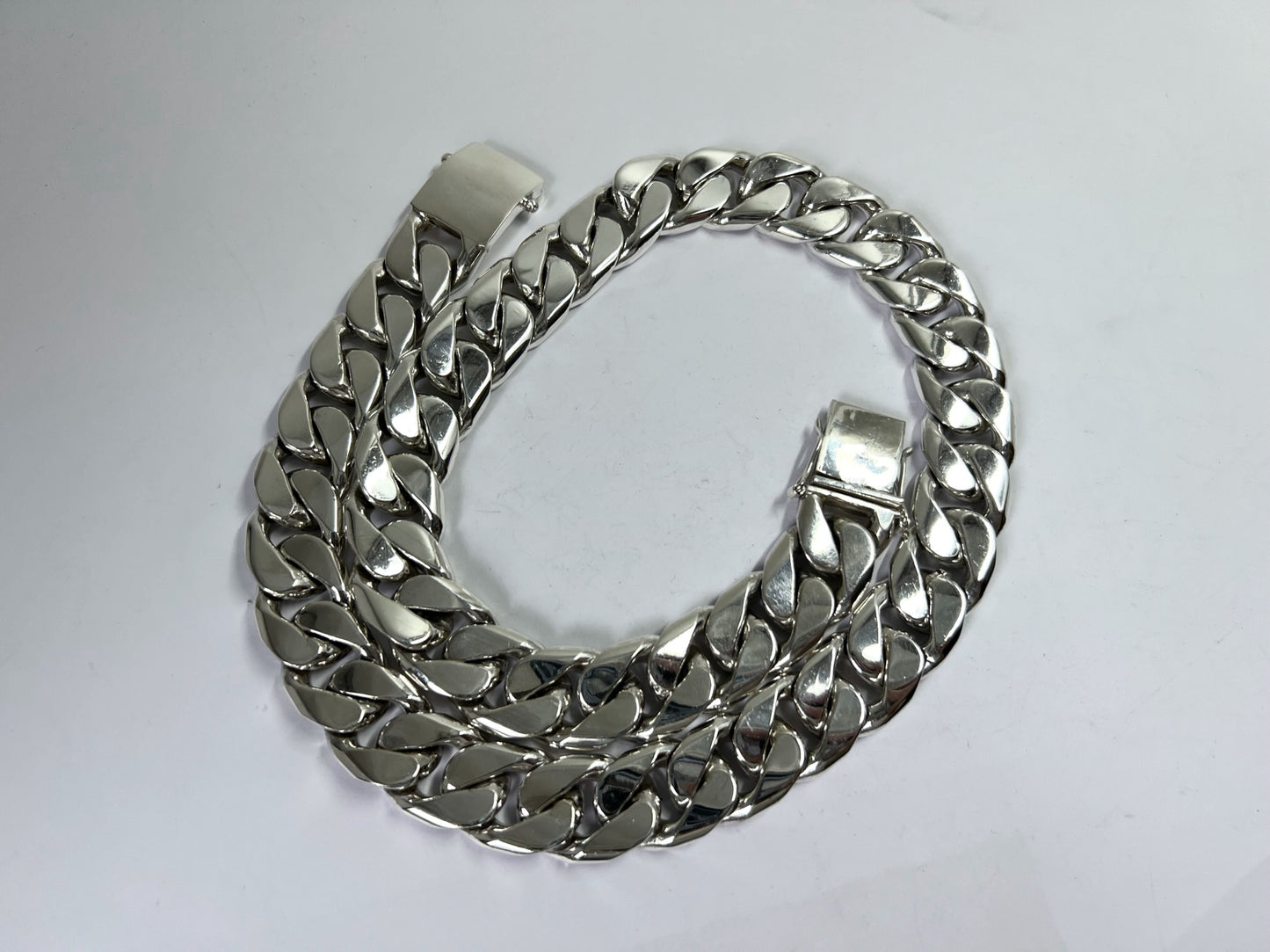 Long Heavy Taxco, Mexican 925 Sterling Silver Curb Chain Necklace. 694g, 28"