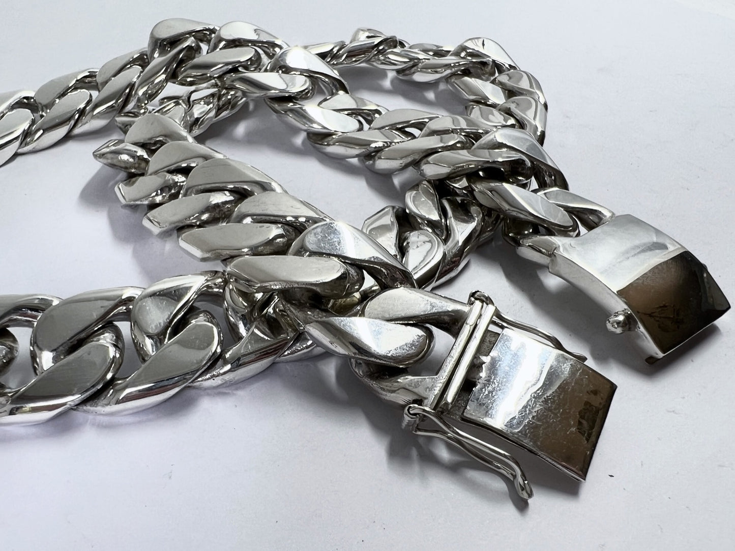 Long Heavy Taxco, Mexican 925 Sterling Silver Curb Chain Necklace. 694g, 28"