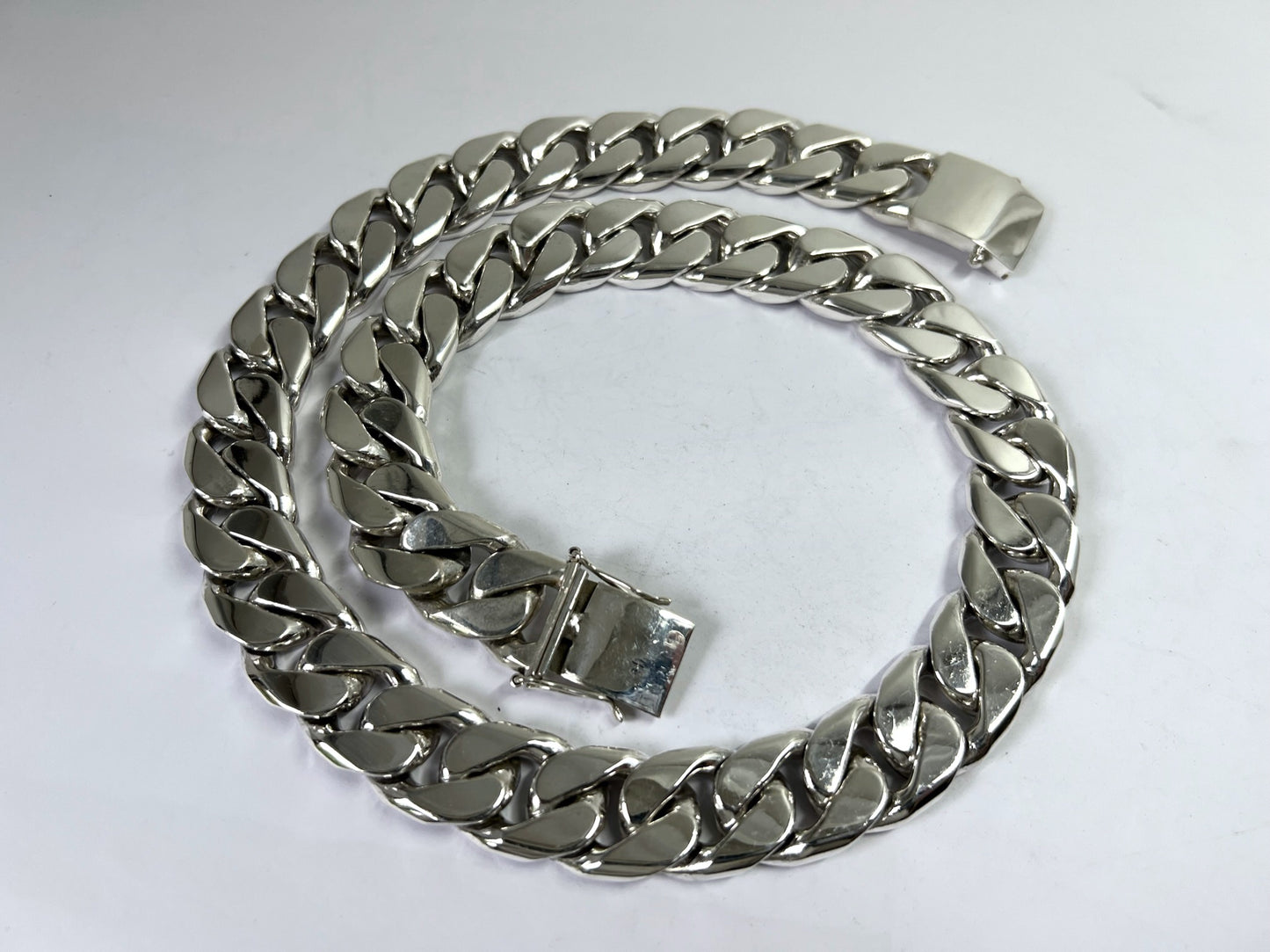 Long Heavy Taxco, Mexican 925 Sterling Silver Curb Chain Necklace. 694g, 28"