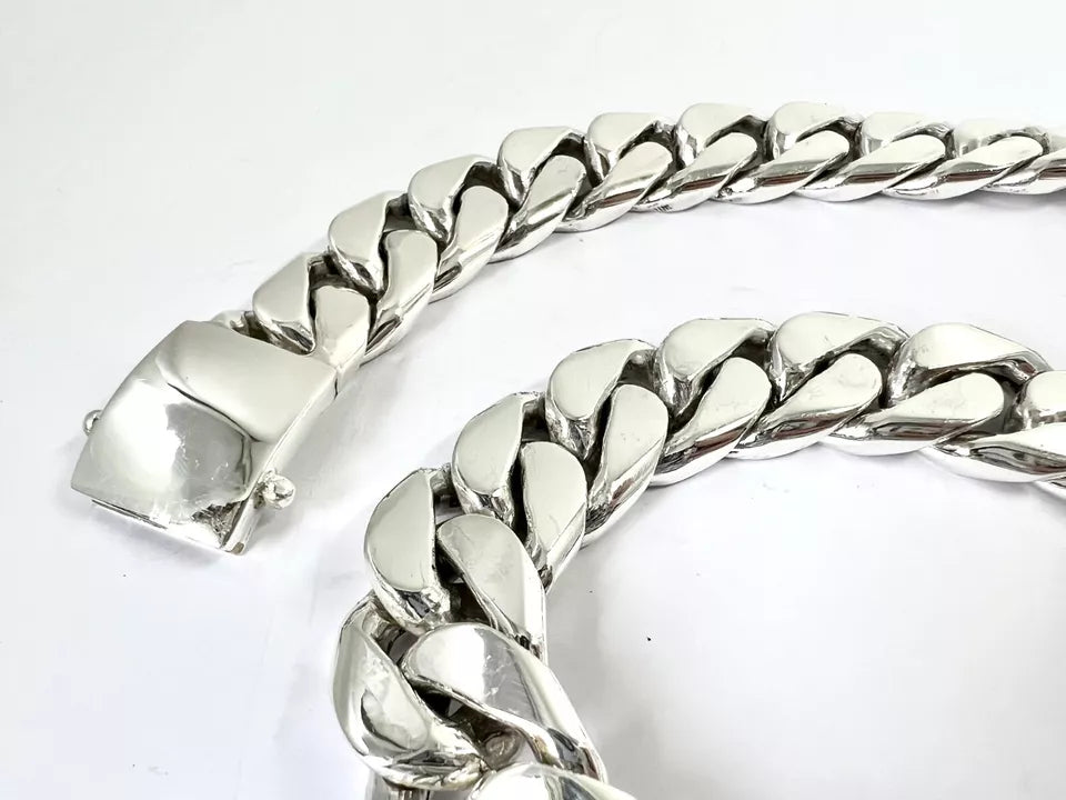 Taxco, Mexican 925 Sterling Silver Cuban/Curb/Kihei Chain Necklace. 645 g, 26"