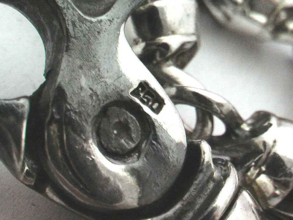 Heavy 950 Sterling Silver Biker Wallet Chain. 186 grams, 61 cm, 24"