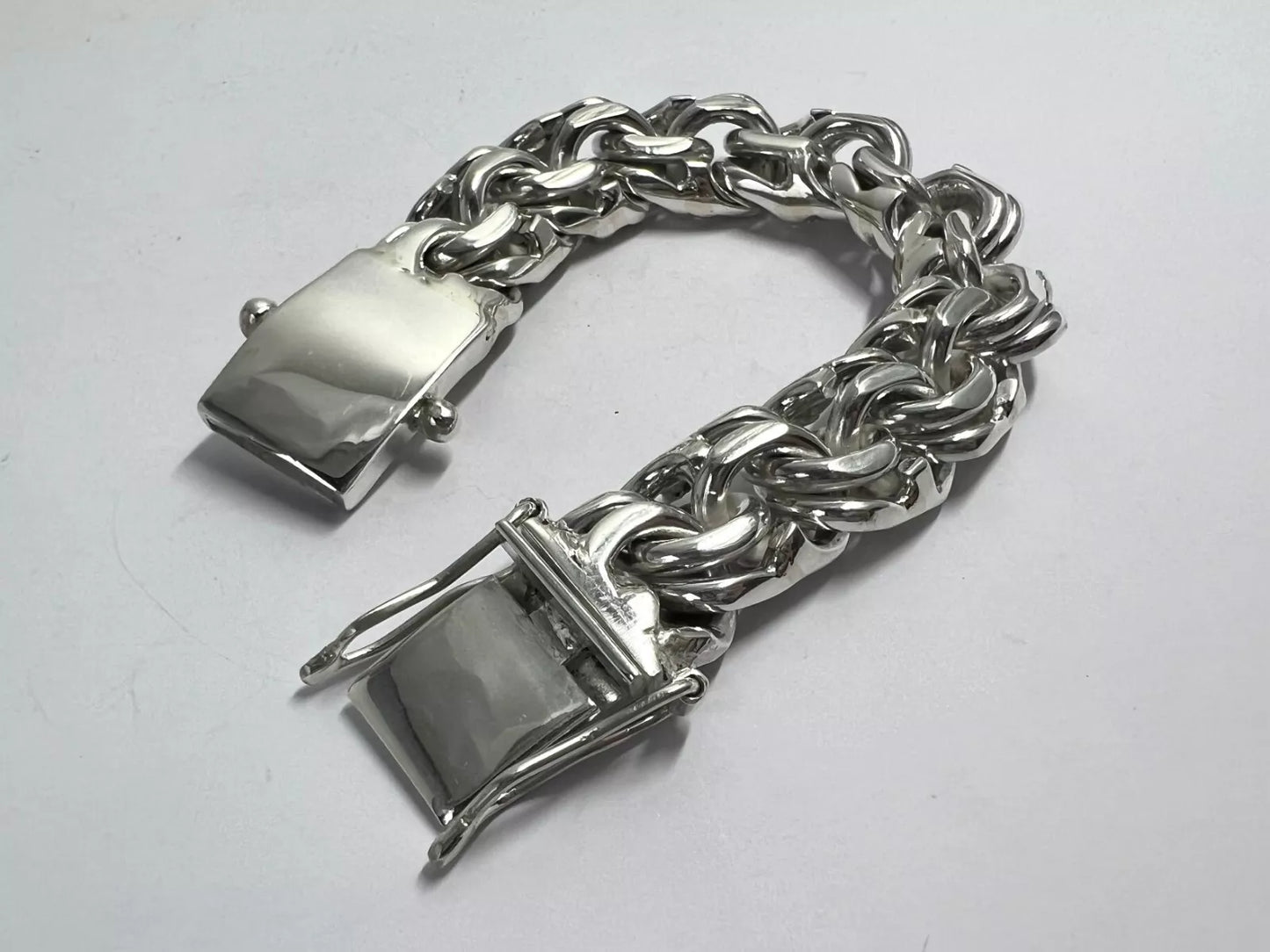 Heavy Taxco Mexican 925 Sterling Silver Garibaldi Chain Bracelet. 7", 193 grams