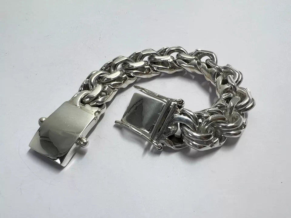 Heavy Taxco Mexican 925 Sterling Silver Garibaldi Chain Bracelet. 7", 193 grams
