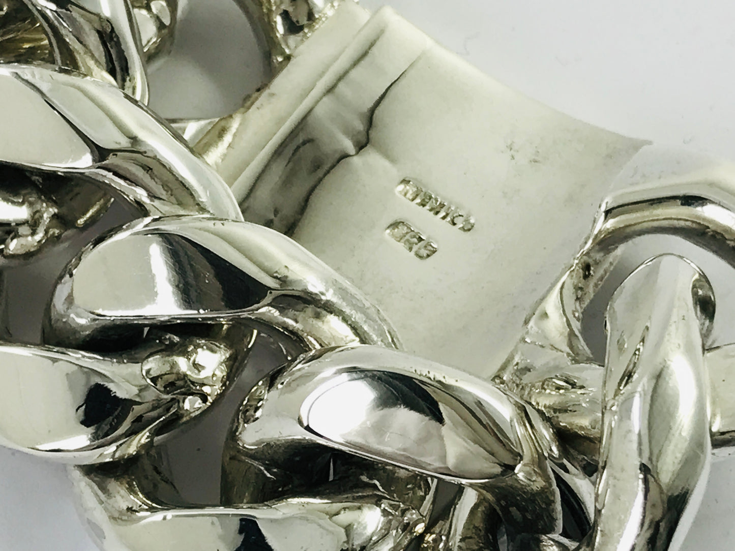 Magnificent Taxco Mexico 925 Sterling Silver Curb/Cuban Chain Bracelet. 7.9" 415 grams