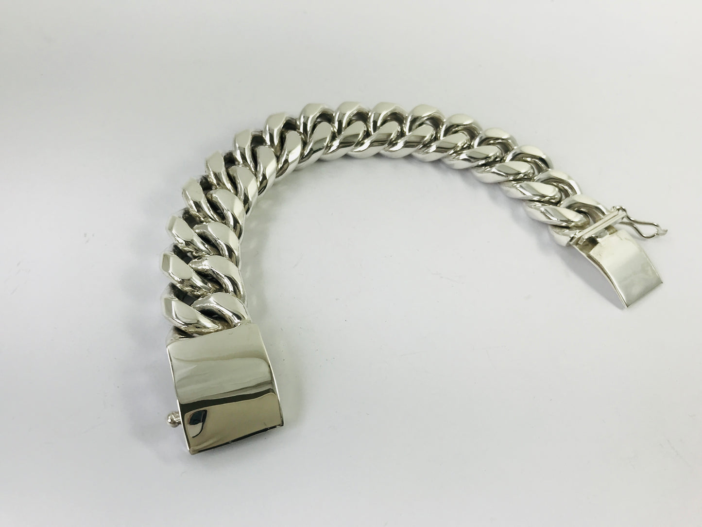 Magnificent Taxco Mexico 925 Sterling Silver Curb Chain Bracelet. 7.9" 283 grams