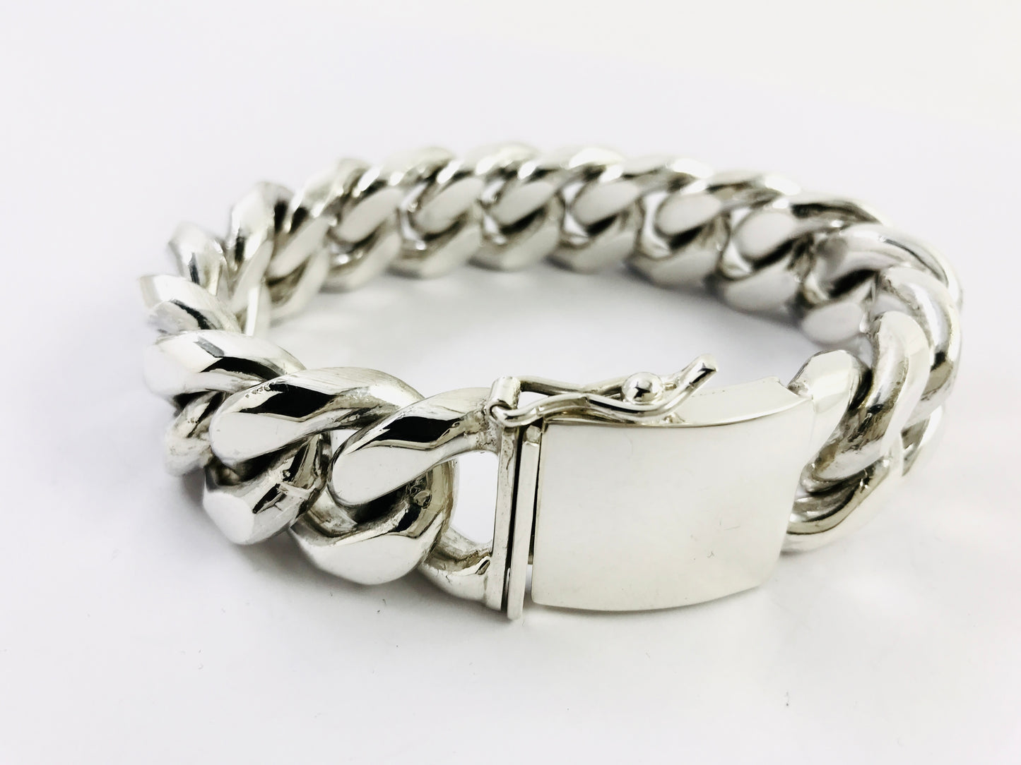 Very Heavy Taxco Mexico 925 Sterling Silver Curb Chain Bracelet. 8.7", 289 grams