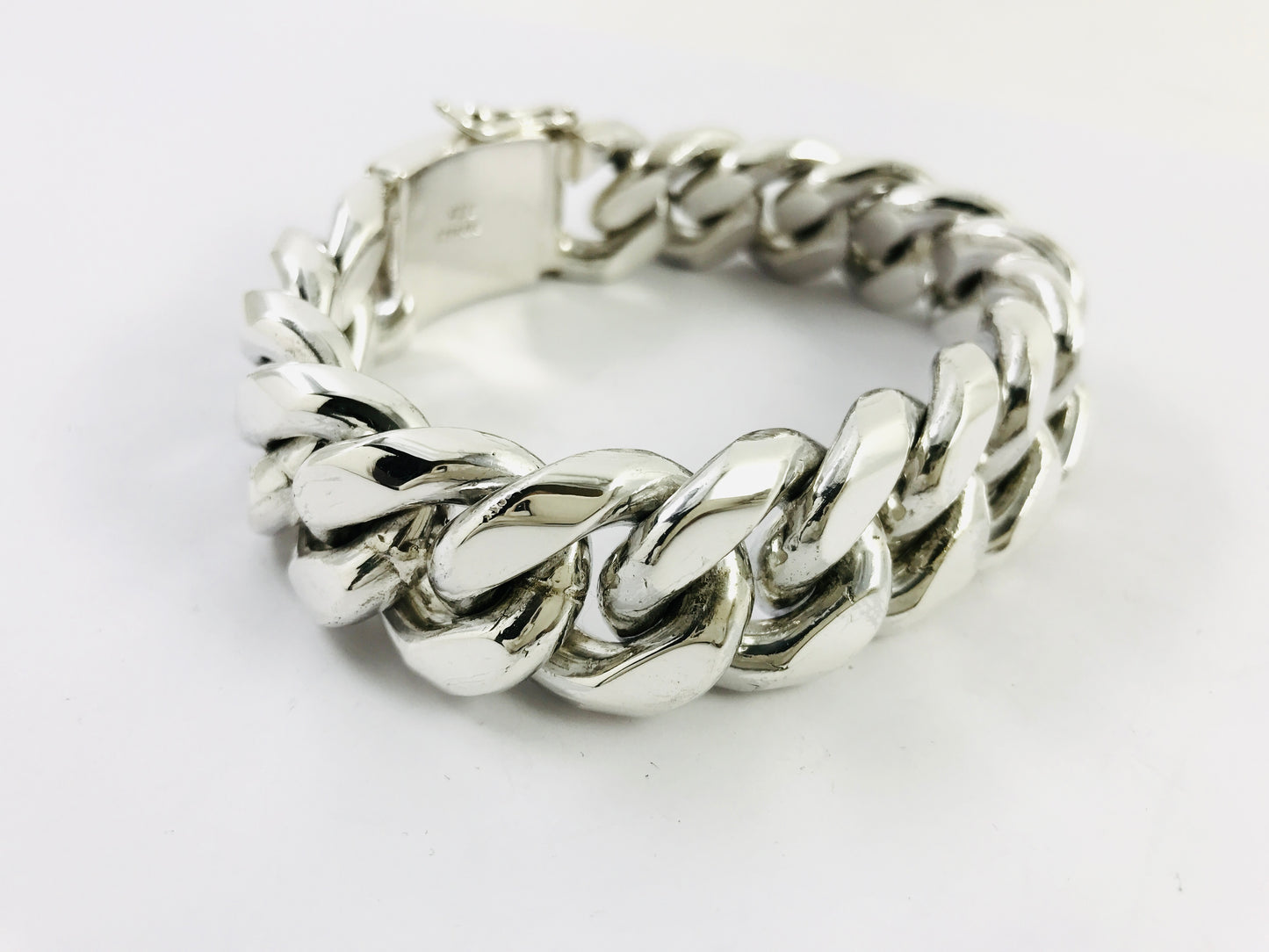 Very Heavy Taxco Mexico 925 Sterling Silver Curb Chain Bracelet. 8.7", 289 grams