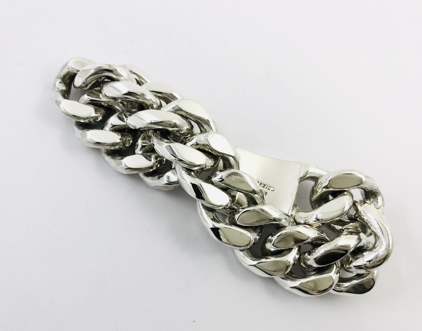 Very Heavy Taxco Mexico 925 Sterling Silver Curb Chain Bracelet. 8.7", 289 grams