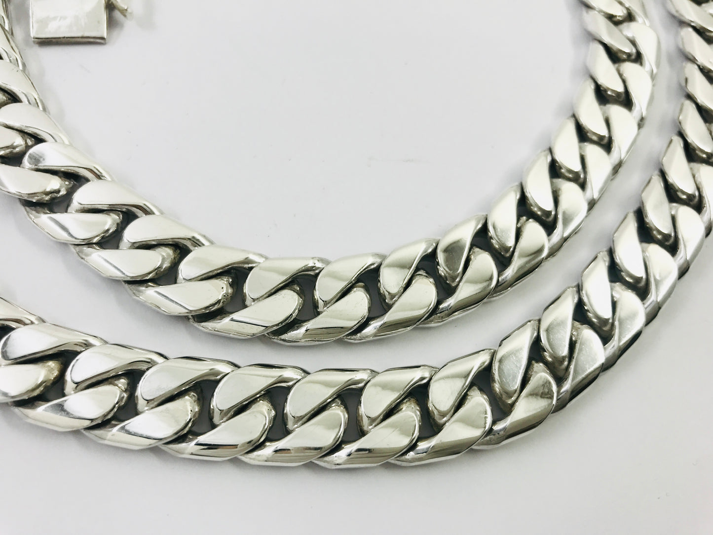 Heavy Long Taxco, Mexican 925 Sterling Silver Curb Chain Necklace. 179 g, 28"