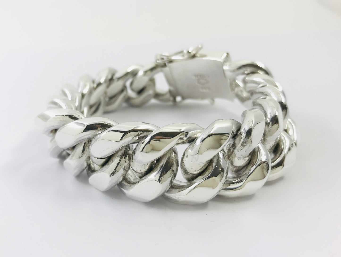 Very Heavy Taxco Mexico 925 Sterling Silver Curb Chain Bracelet. 8", 277grams