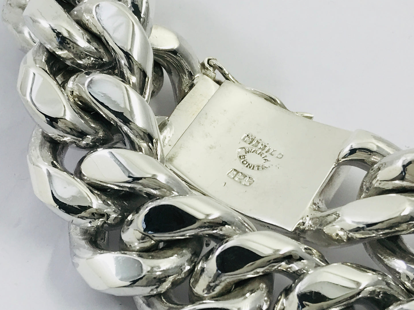 Very Heavy Taxco Mexico 925 Sterling Silver Curb Chain Bracelet. 8", 277grams