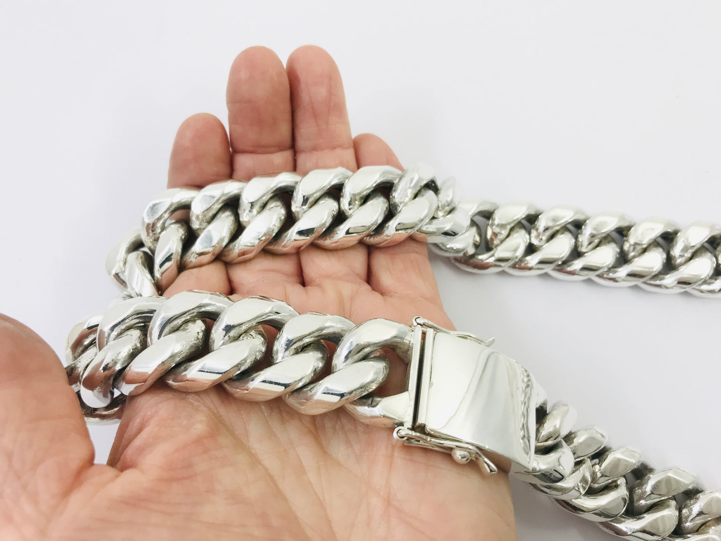 Magnificent Taxco, Mexican 925 Sterling Silver Curb Chain Necklace. 805 g, 25"