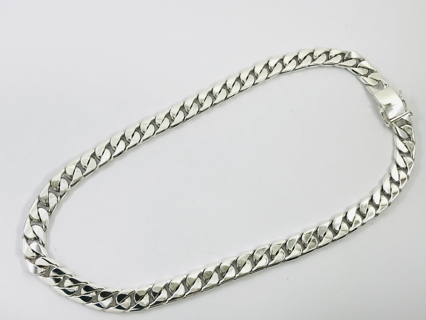 Heavy Long Taxco, Mexican 925 Sterling Silver Curb Chain Necklace. 311 g, 25.75"