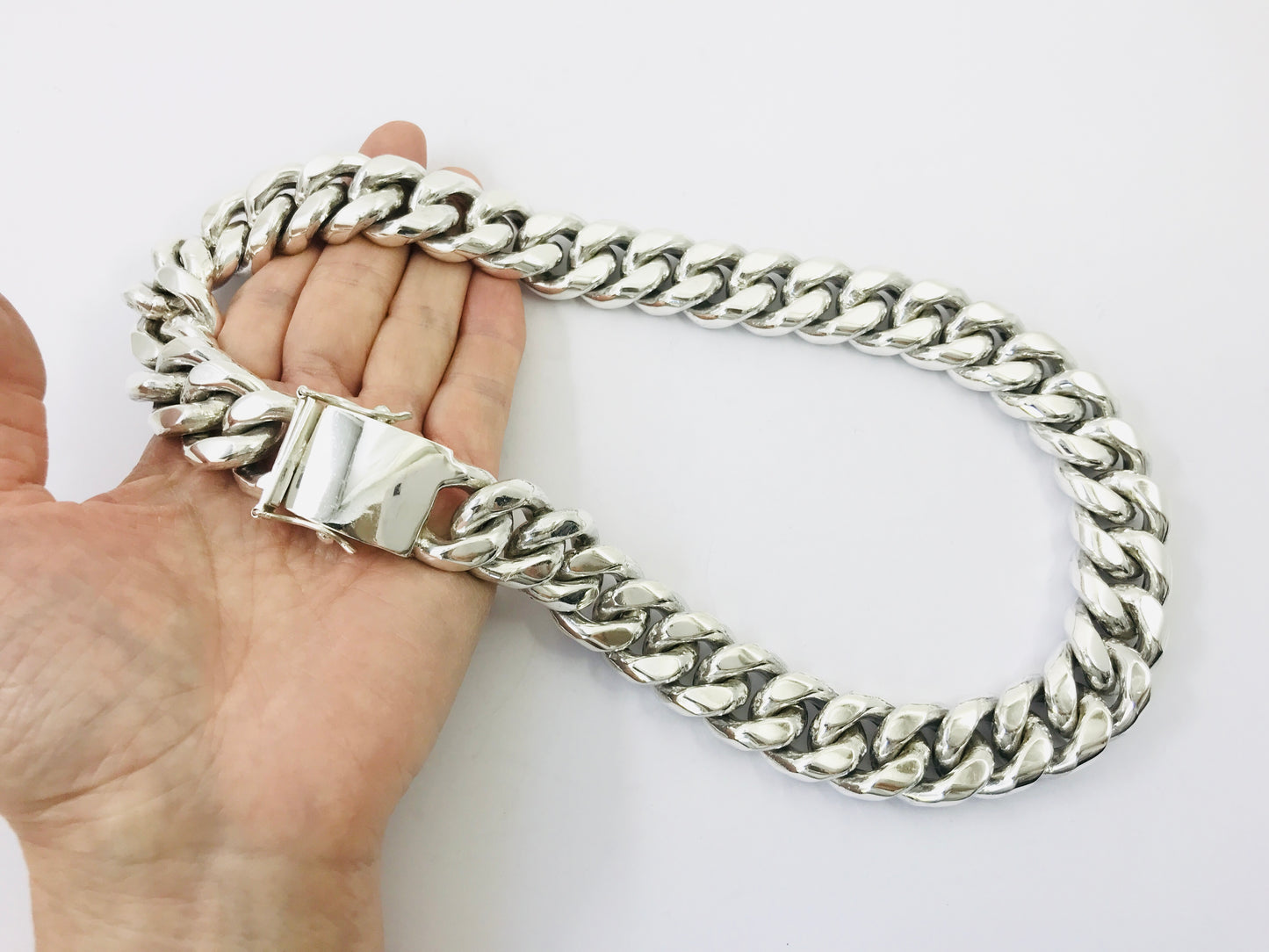 Magnificent Taxco Mexican 925 Sterling Silver Curb Chain Necklace. 676 g, 21.75"