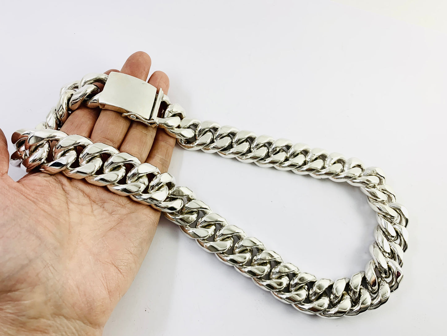 Heavy Taxco, Mexican 925 Sterling Silver Cuban/Curb Chain Necklace. 921 g, 23.6"