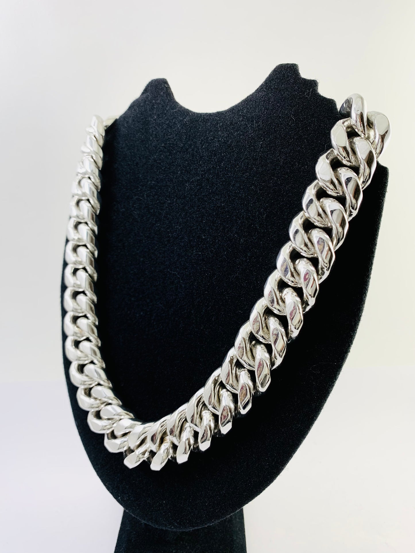 Heavy Taxco, Mexican 925 Sterling Silver Cuban/Curb Chain Necklace. 921 g, 23.6"