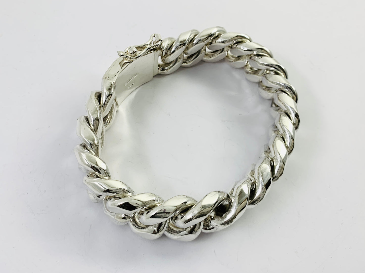Very Heavy Taxco Mexico 925 Sterling Silver Curb Chain Bracelet. 8.5", 240 grams