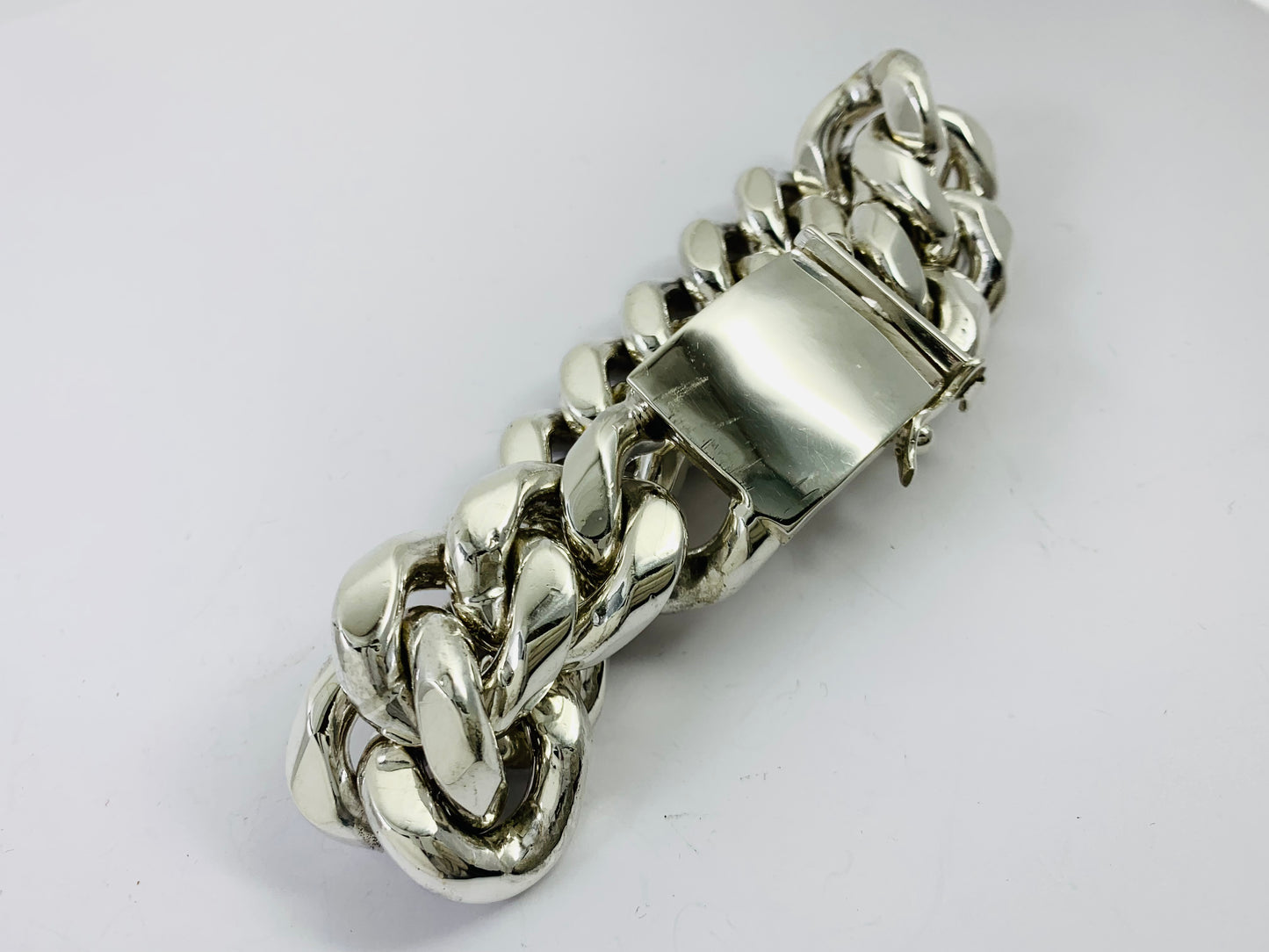 Very Heavy Taxco Mexico 925 Sterling Silver Cuban Link Bracelet. 8.5", 361 grams