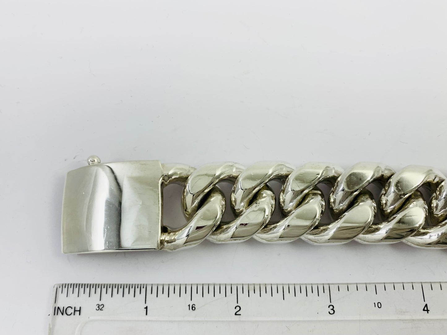 Very Heavy Taxco Mexico 925 Sterling Silver Cuban Link Bracelet. 8.5", 361 grams