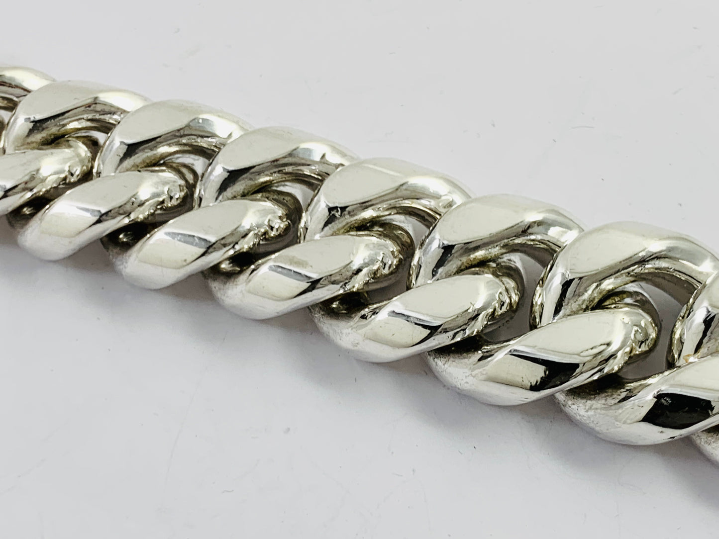 Very Heavy Taxco Mexico 925 Sterling Silver Cuban Link Bracelet. 8.5", 361 grams