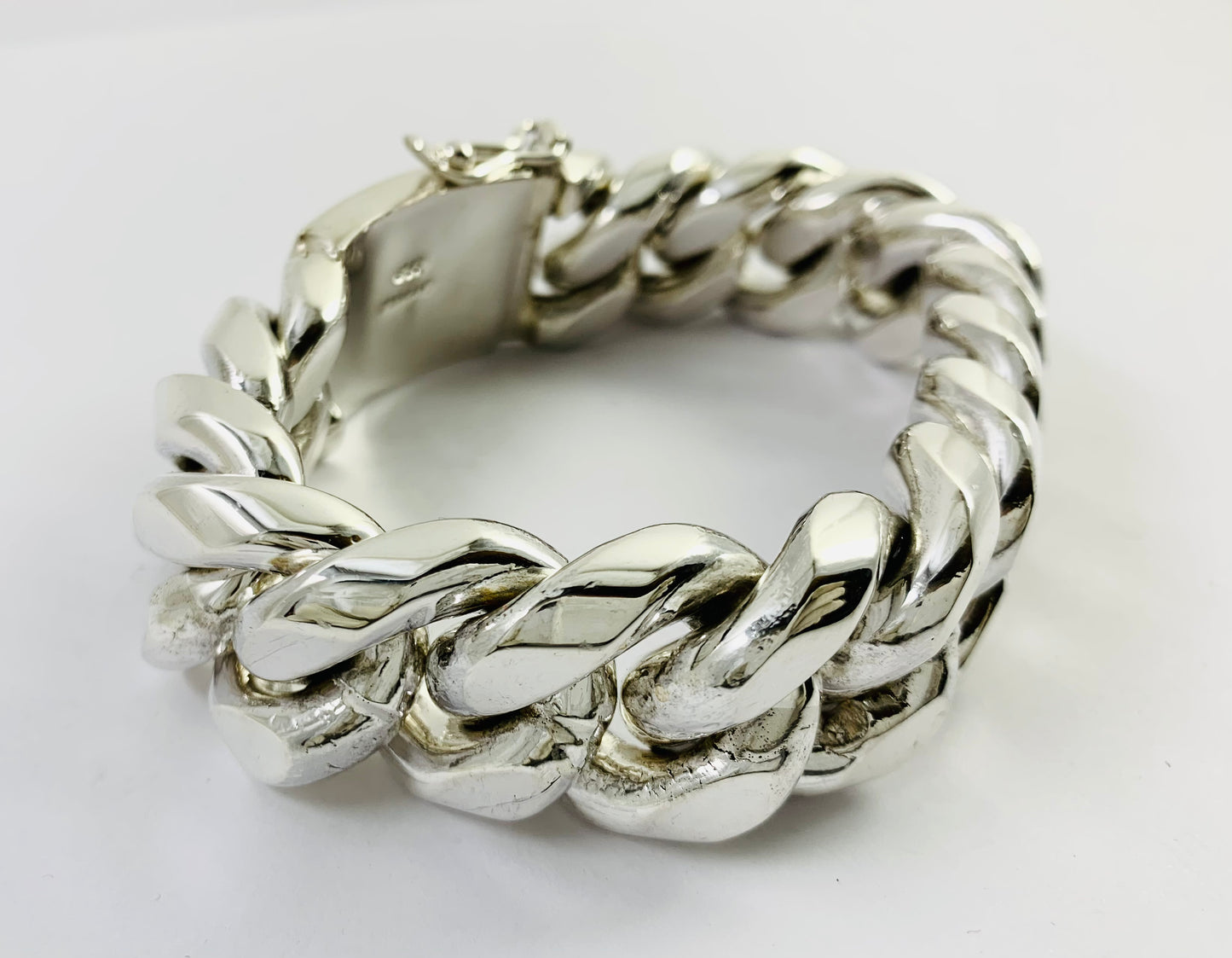 Very Heavy Taxco Mexico 925 Sterling Silver Curb Chain Bracelet. 8.3", 357 grams