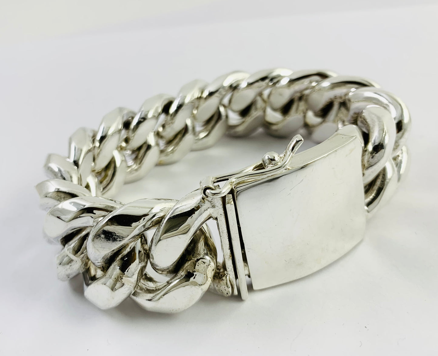 Very Heavy Taxco Mexico 925 Sterling Silver Curb Chain Bracelet. 8.3", 357 grams