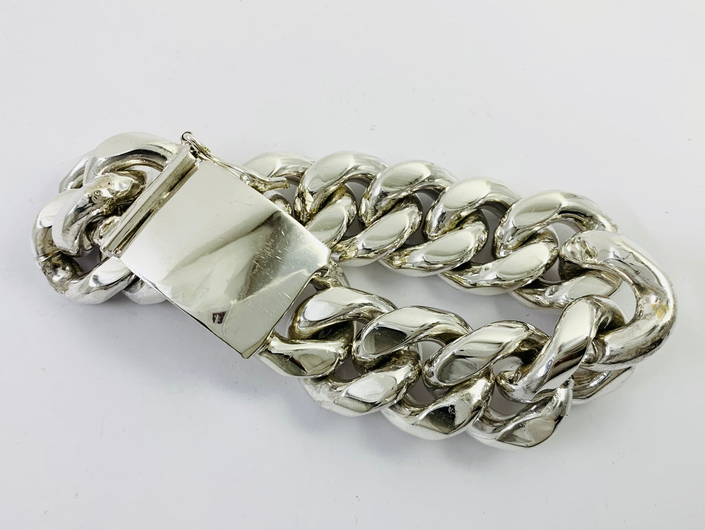 Very Heavy Taxco Mexico 925 Sterling Silver Curb Chain Bracelet. 8.3", 357 grams