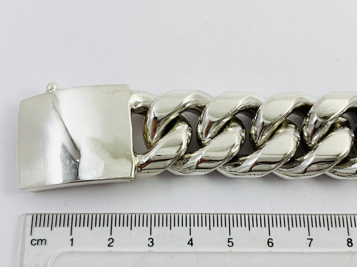 Very Heavy Taxco Mexico 925 Sterling Silver Curb Chain Bracelet. 8.3", 357 grams