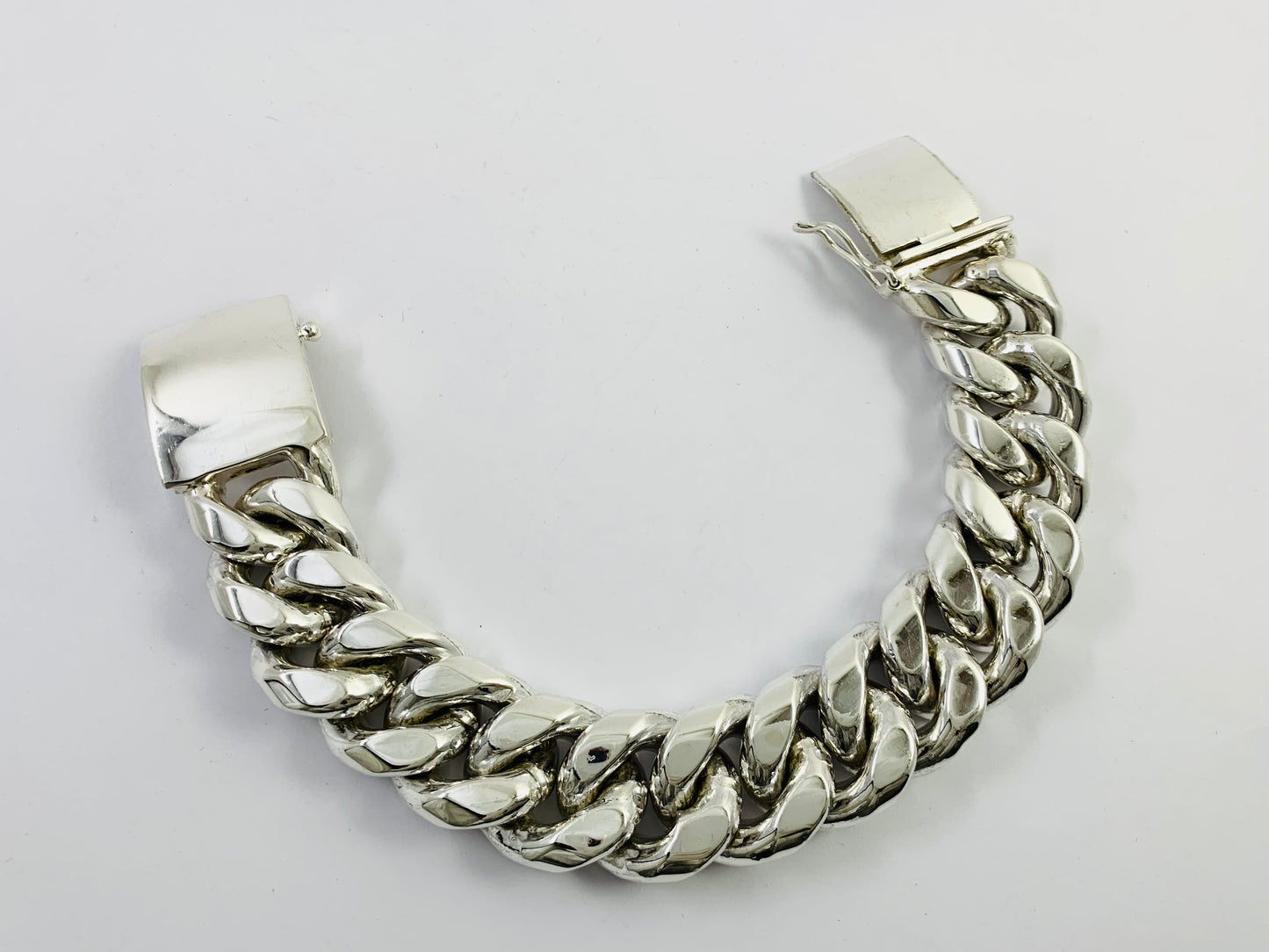 Very Heavy Taxco Mexico 925 Sterling Silver Curb Chain Bracelet. 8.3", 357 grams