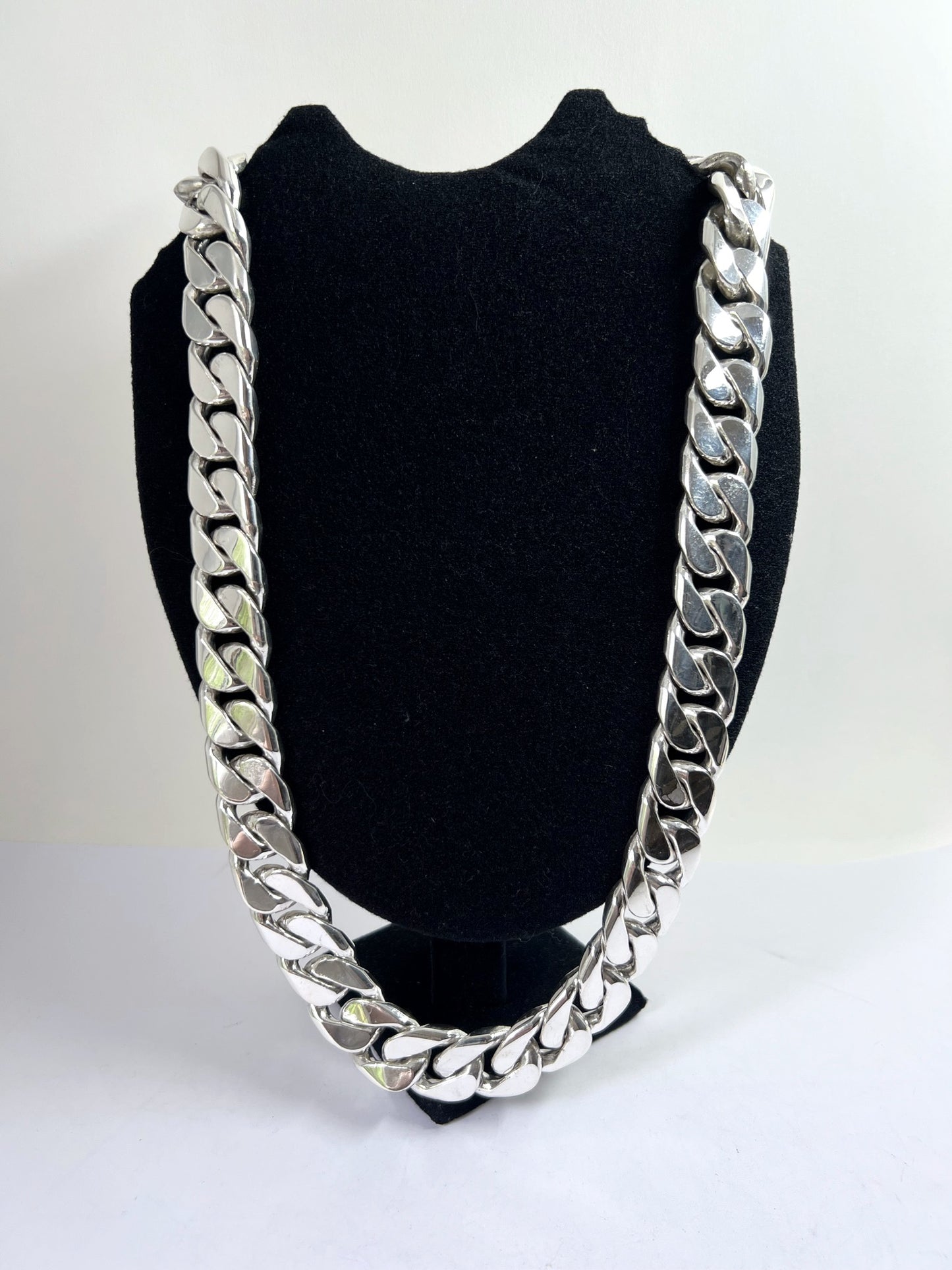 Very Long Heavy Taxco, Mexican 925 Sterling Silver Curb Chain Necklace. 745g 30"